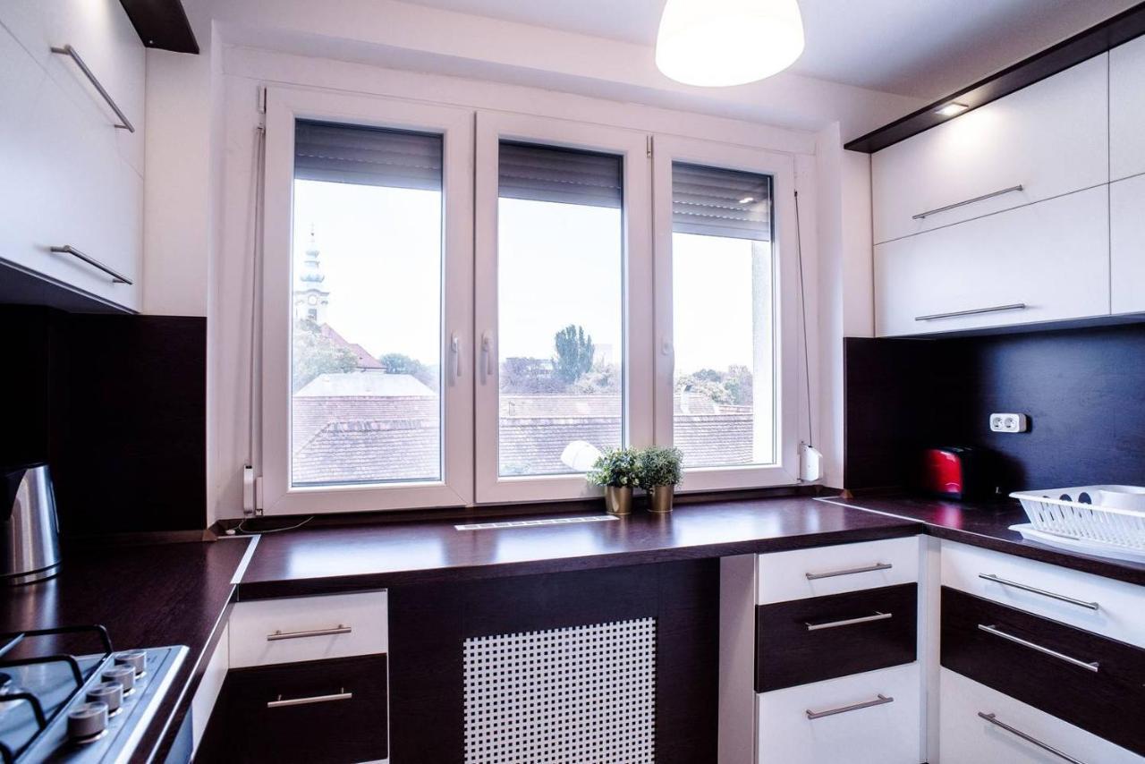 Peaceful, Cozy And New Apartment With Balcony Budapeste Exterior foto