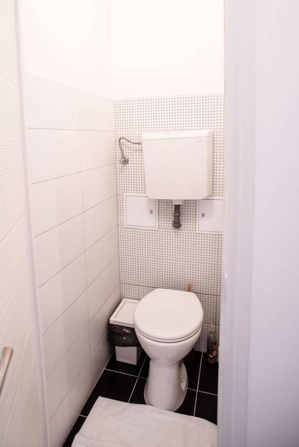 Peaceful, Cozy And New Apartment With Balcony Budapeste Exterior foto